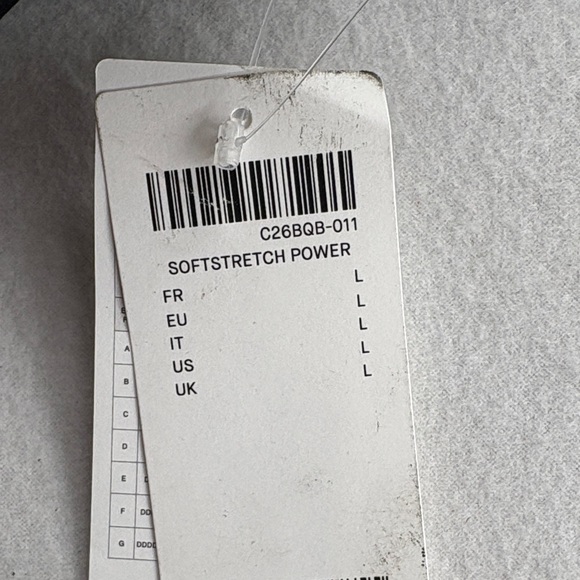 Chantelle Women's Softstretch Power Plunge Wireless Bra - Large - Picture 4 of 8